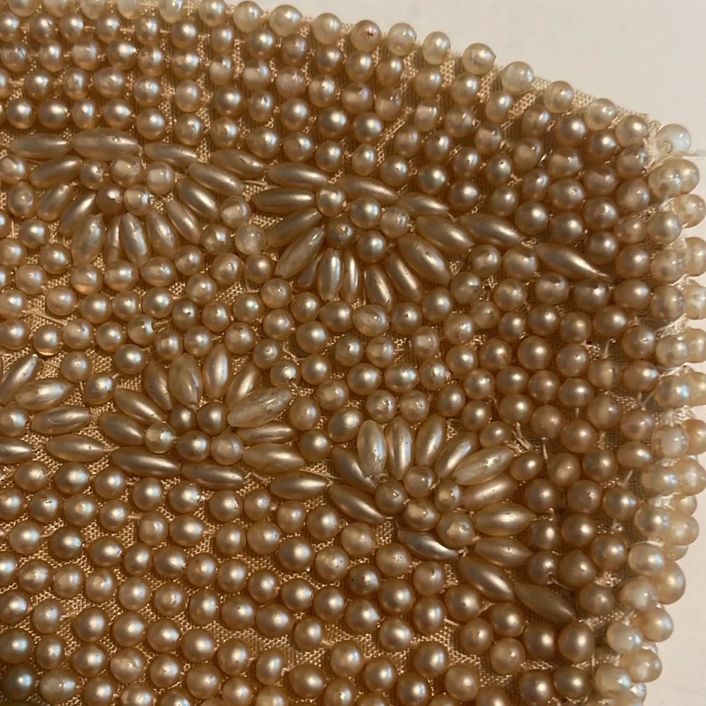 Vintage 1940s Japan handmade pearl bead clutch